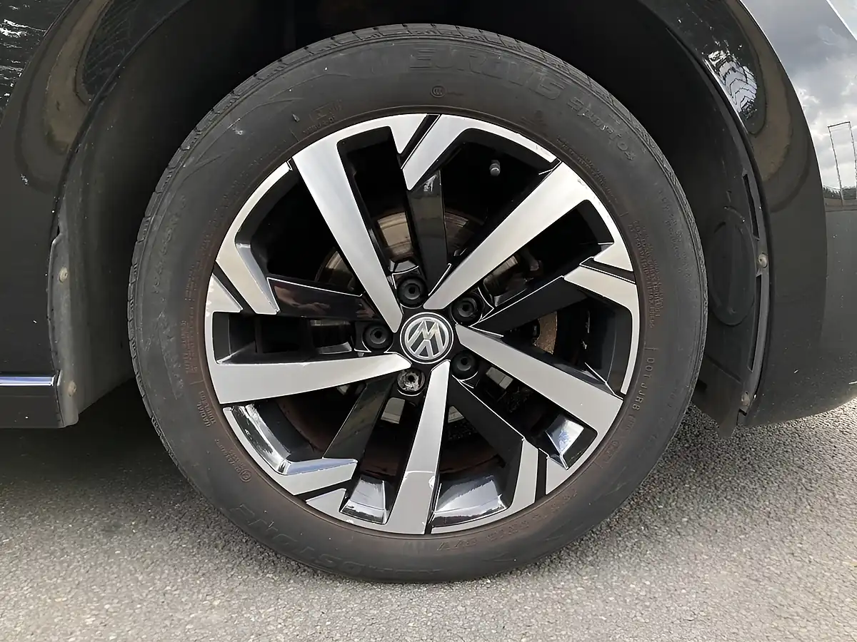 Used 2018 Volkswagen Polo Beats Black - Interior and Exterior details 9