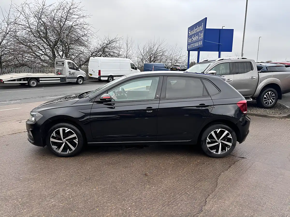 Used 2018 Volkswagen Polo Beats Black - Interior and Exterior details 10