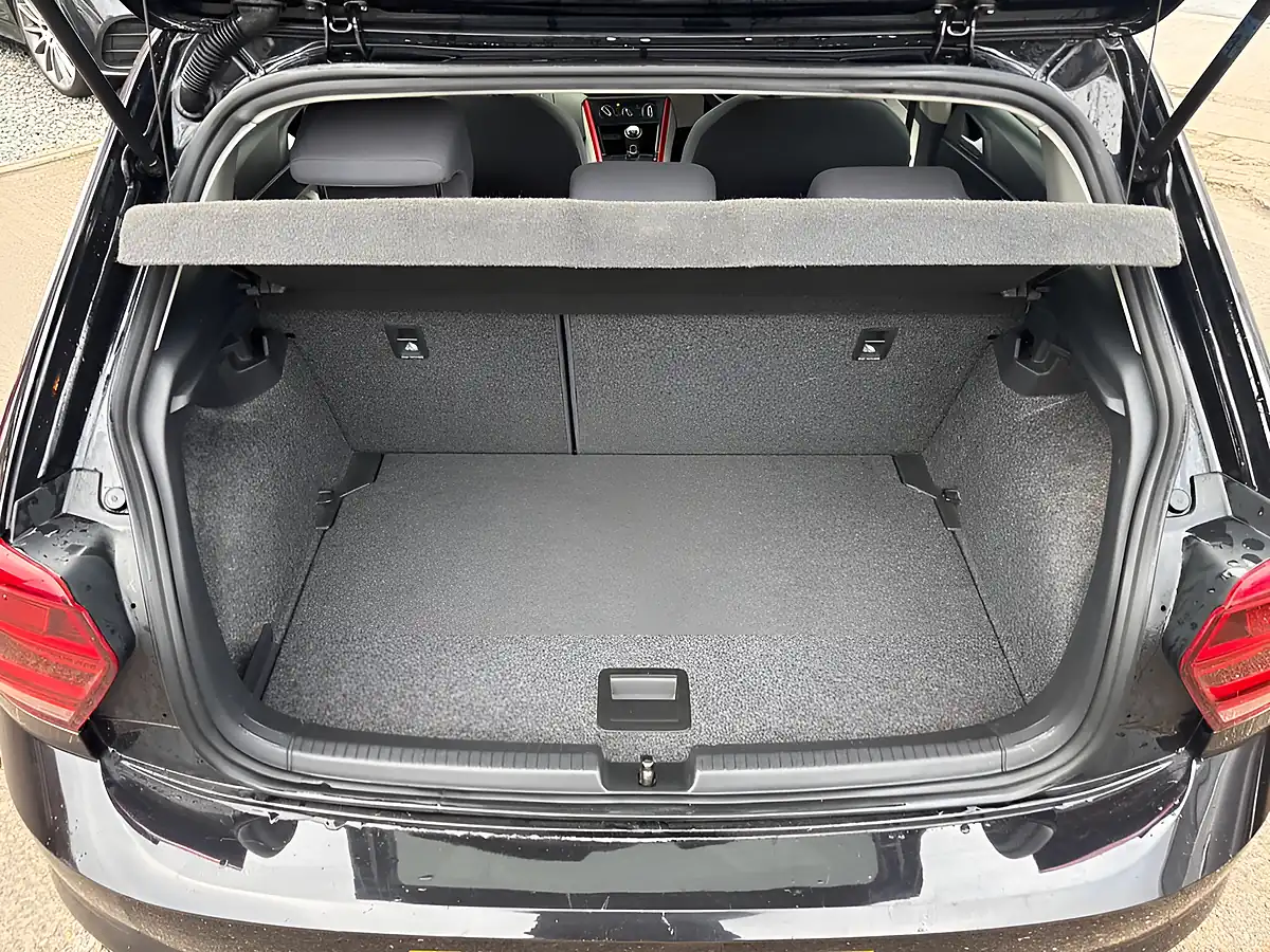Used 2018 Volkswagen Polo Beats Black - Interior and Exterior details 17