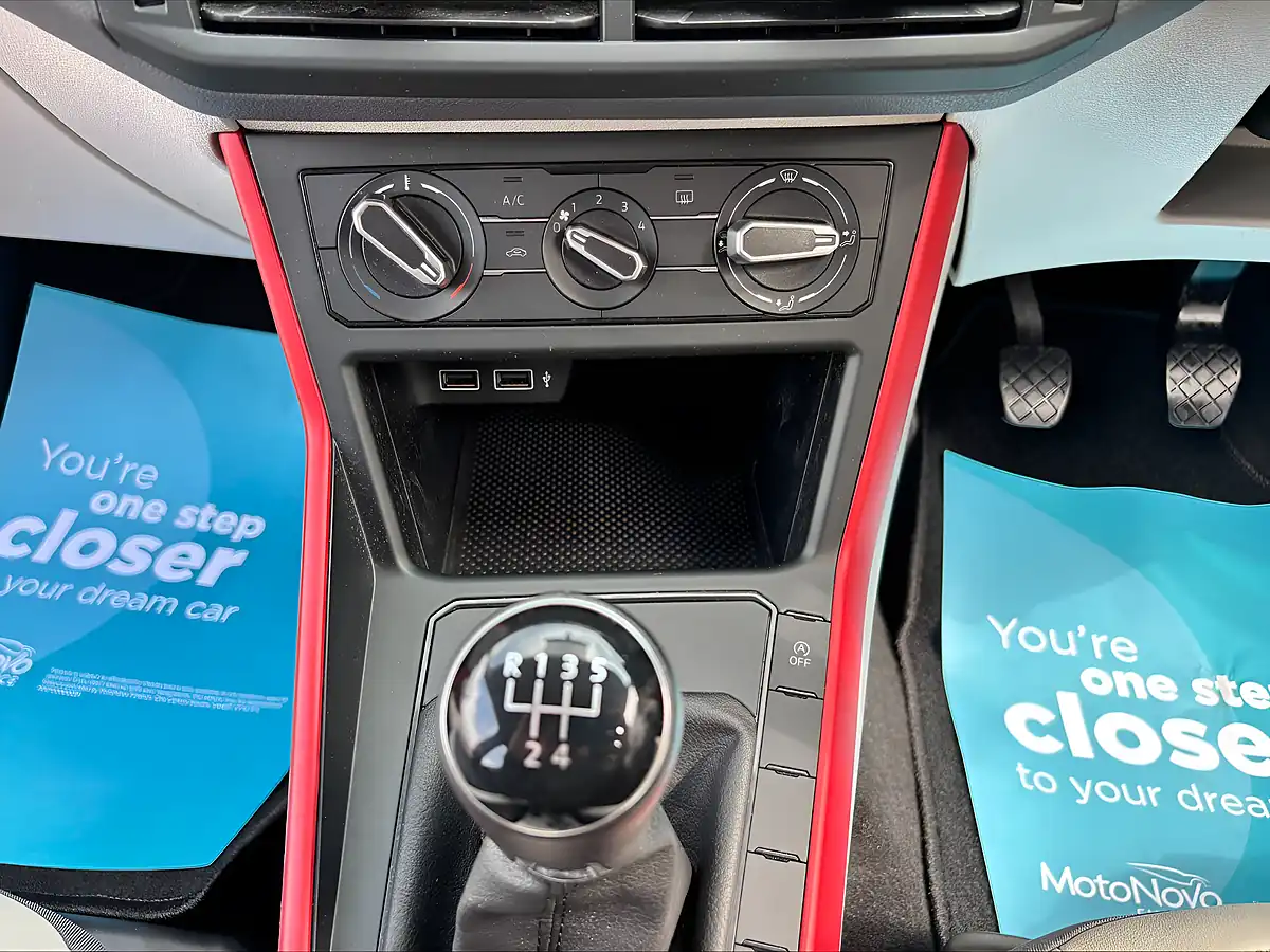 Used 2018 Volkswagen Polo Beats Red - Interior and Exterior details 19