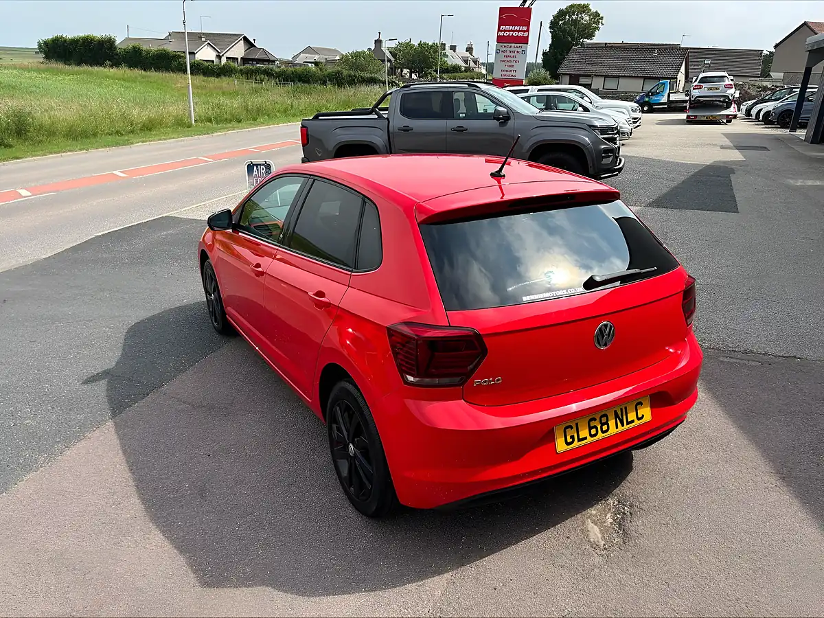 Used 2018 Volkswagen Polo Beats Red - Interior and Exterior details 5