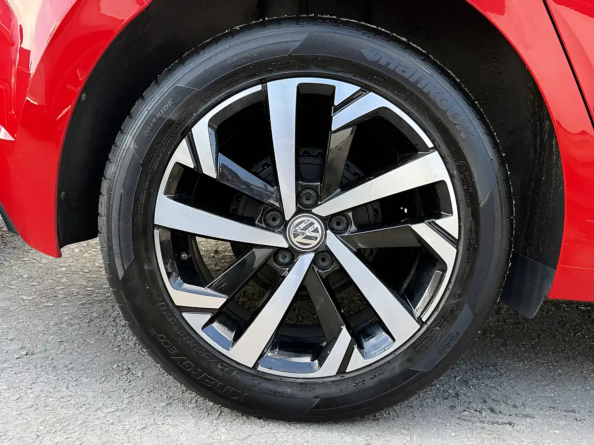 Used 2018 Volkswagen Polo Beats Red - Interior and Exterior details 10