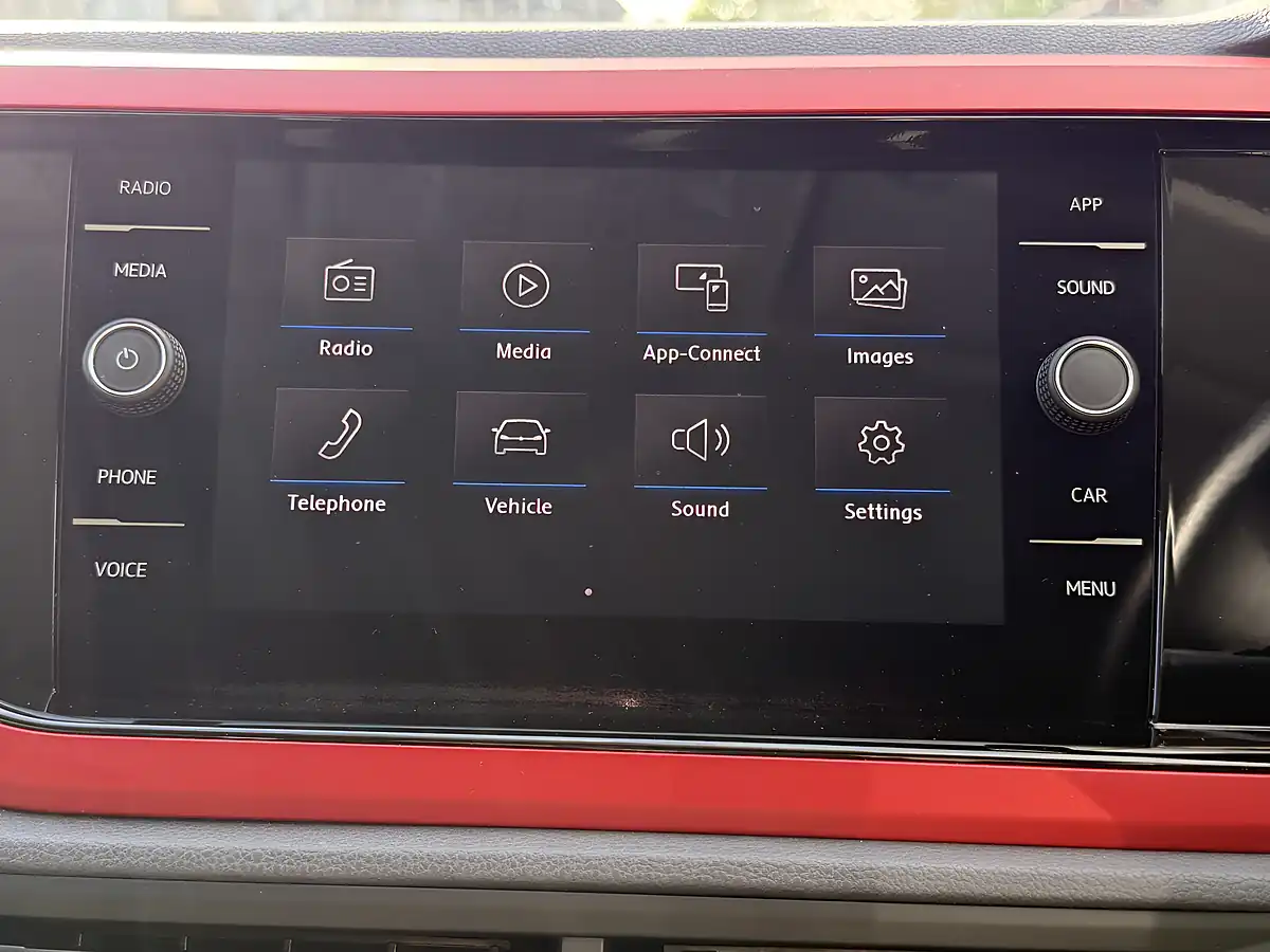 Used 2018 Volkswagen Polo Beats Red - Interior and Exterior details 18