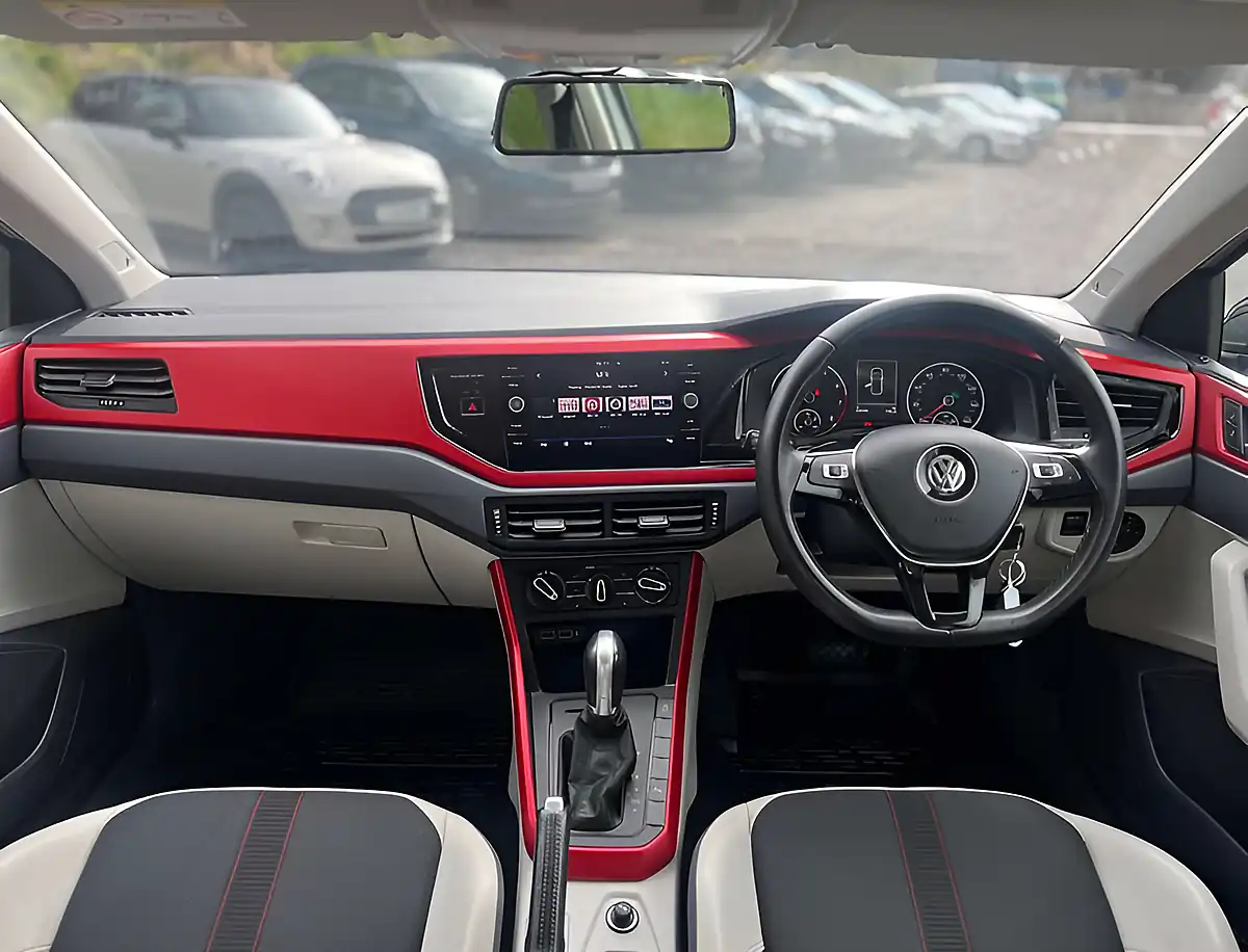 Used 2018 Volkswagen Polo Beats Silver - Interior and Exterior details 11