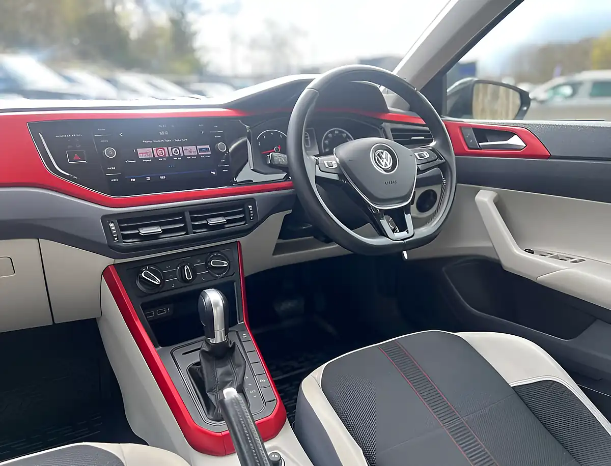 Used 2018 Volkswagen Polo Beats Silver - Interior and Exterior details 16