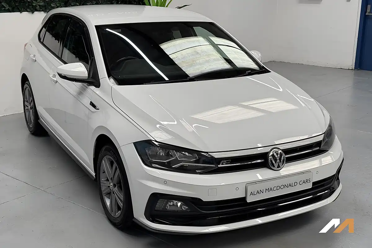 Used 2018 Volkswagen Polo R-Line White - Front View