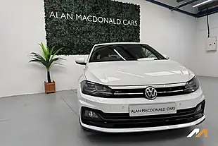 Used 2018 Volkswagen Polo R-Line White - Interior and Exterior details 6