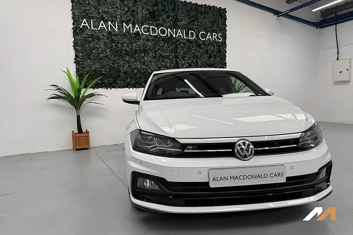 Used 2018 Volkswagen Polo R-Line White - Interior and Exterior details 6