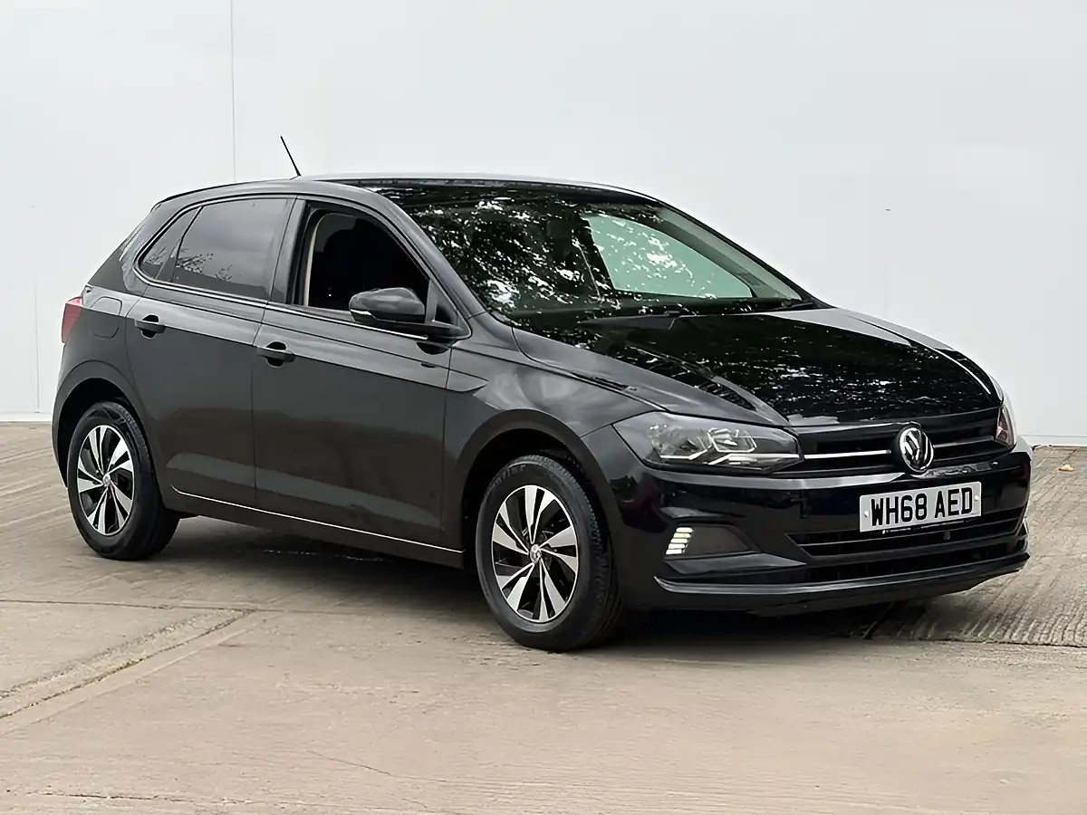 Used 2018 Volkswagen Polo Se Black - Front View