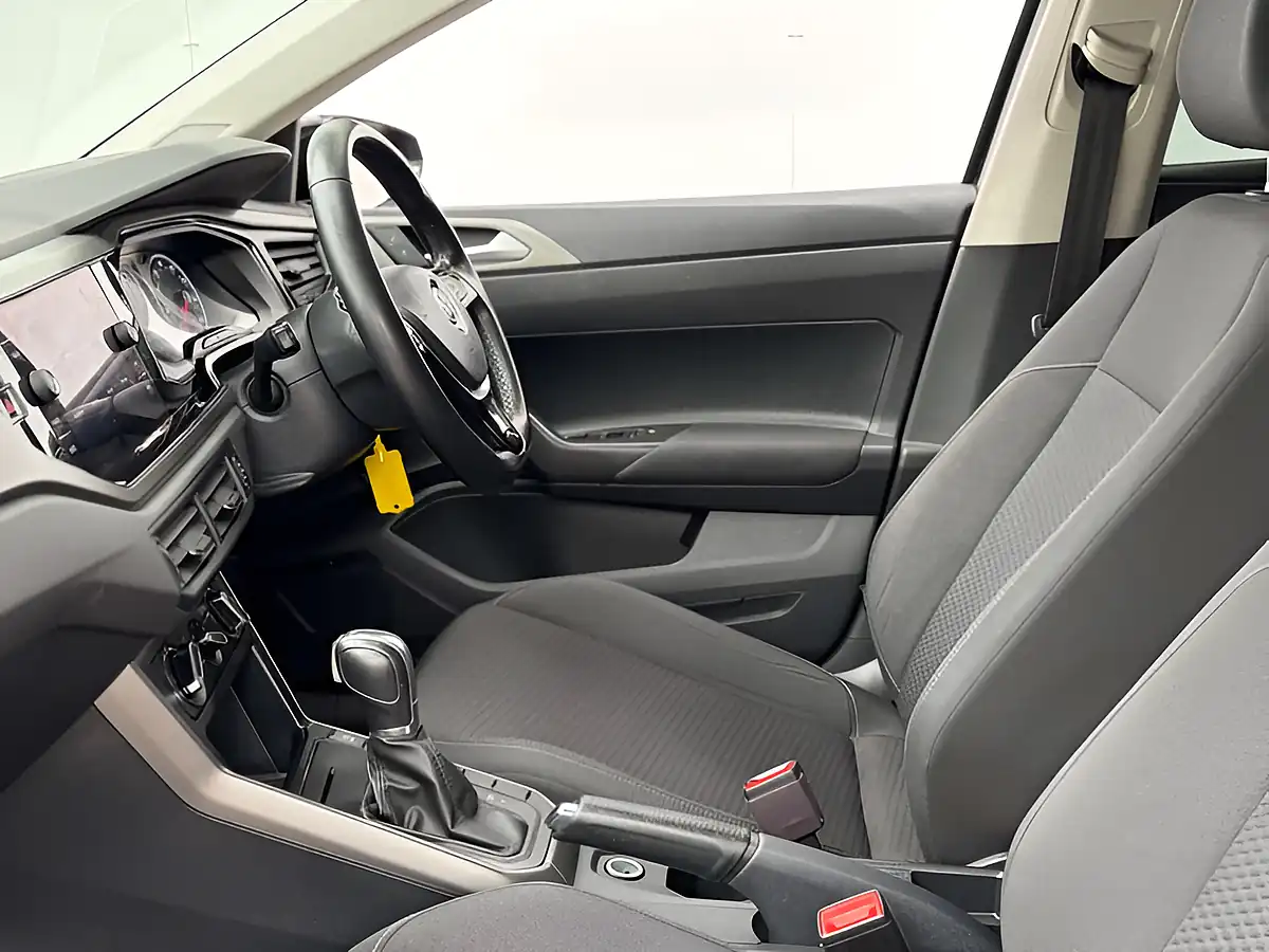 Used 2018 Volkswagen Polo Se Black - Interior and Exterior details 19