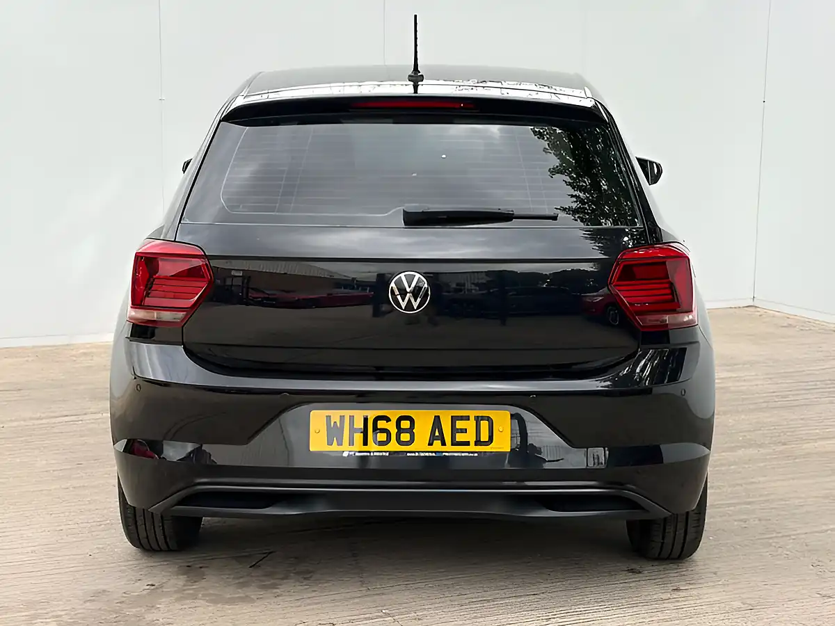 Used 2018 Volkswagen Polo Se Black - Interior and Exterior details 3
