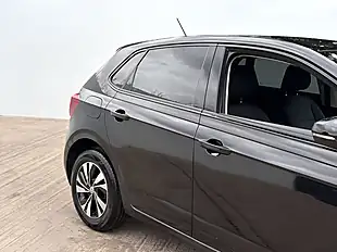 Used 2018 Volkswagen Polo Se Black - Interior and Exterior details 6