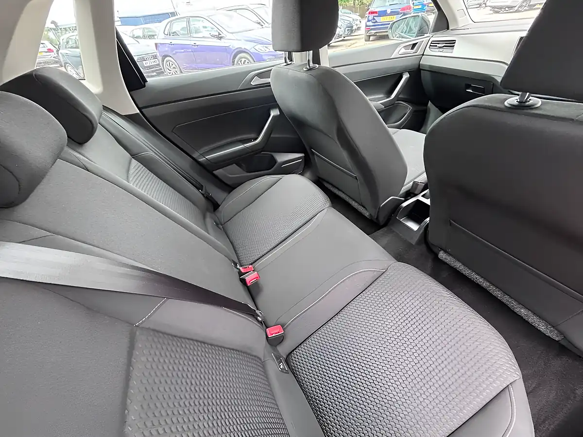 Used 2018 Volkswagen Polo Se Black - Interior and Exterior details 11