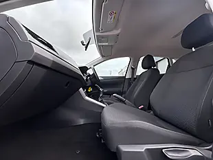 Used 2018 Volkswagen Polo Se Black - Interior and Exterior details 12