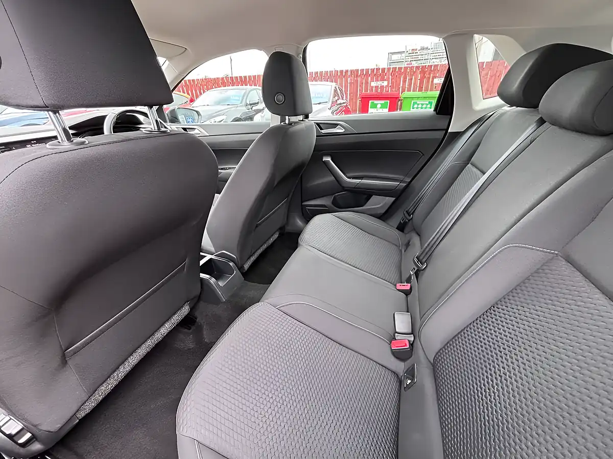 Used 2018 Volkswagen Polo Se Black - Interior and Exterior details 15