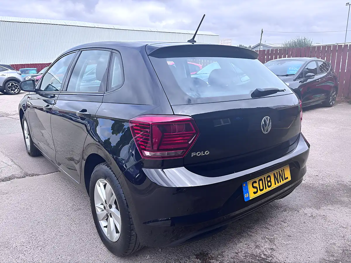 Used 2018 Volkswagen Polo Se Black - Interior and Exterior details 3