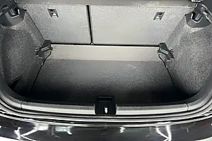 Used 2018 Volkswagen Polo Se Black - Interior and Exterior details 14