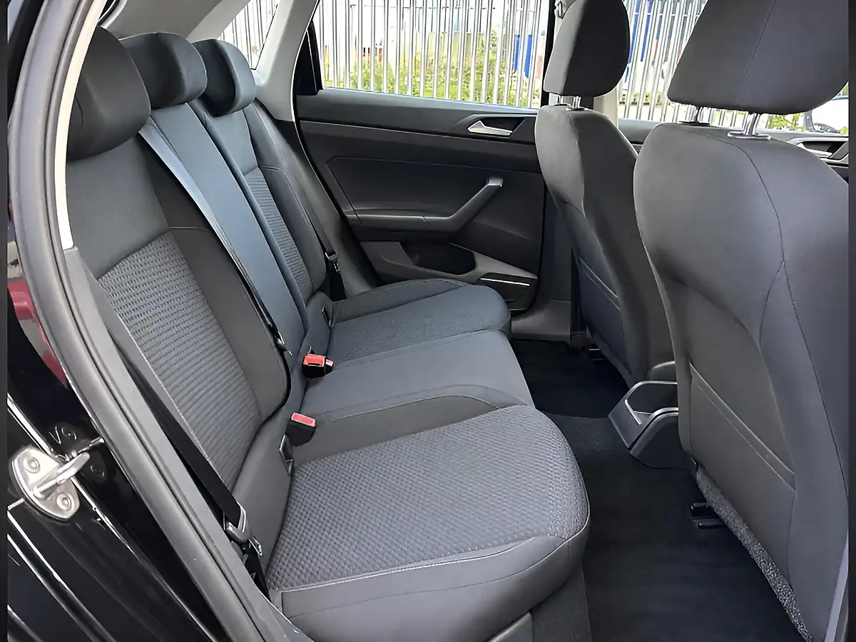 Used 2018 Volkswagen Polo Se Black - Interior and Exterior details 13