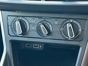 Used 2018 Volkswagen Polo Se Black - Interior and Exterior details 16