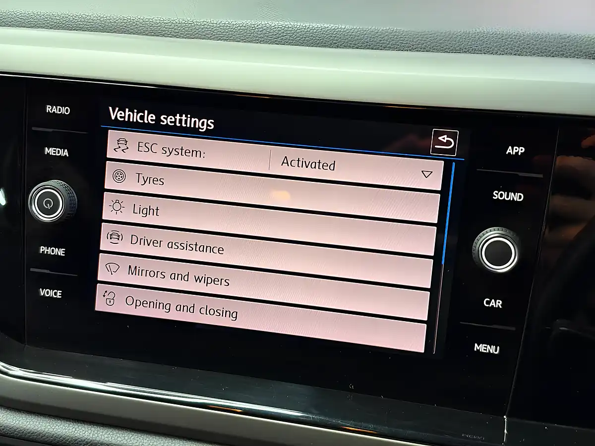 Used 2018 Volkswagen Polo Se Black - Interior and Exterior details 19