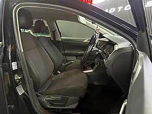 Used 2018 Volkswagen Polo Se Black - Interior and Exterior details 9