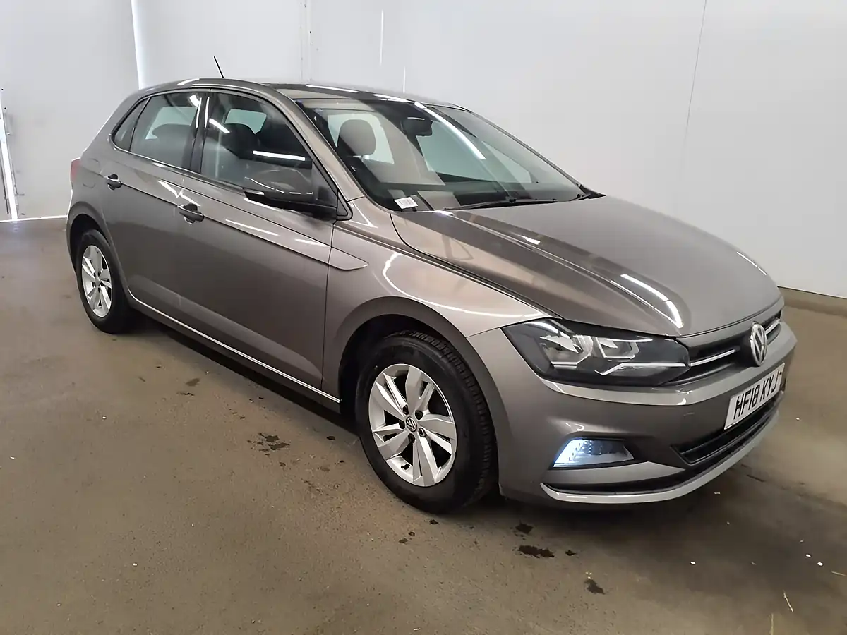 Used 2018 Volkswagen Polo Se Edition Grey - Front View