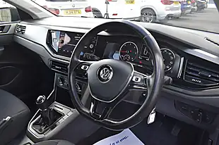 Used 2018 Volkswagen Polo Se Grey - Interior and Exterior details 11
