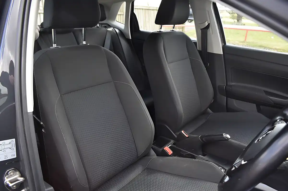 Used 2018 Volkswagen Polo Se Grey - Interior and Exterior details 12