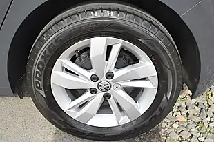 Used 2018 Volkswagen Polo Se Grey - Interior and Exterior details 6
