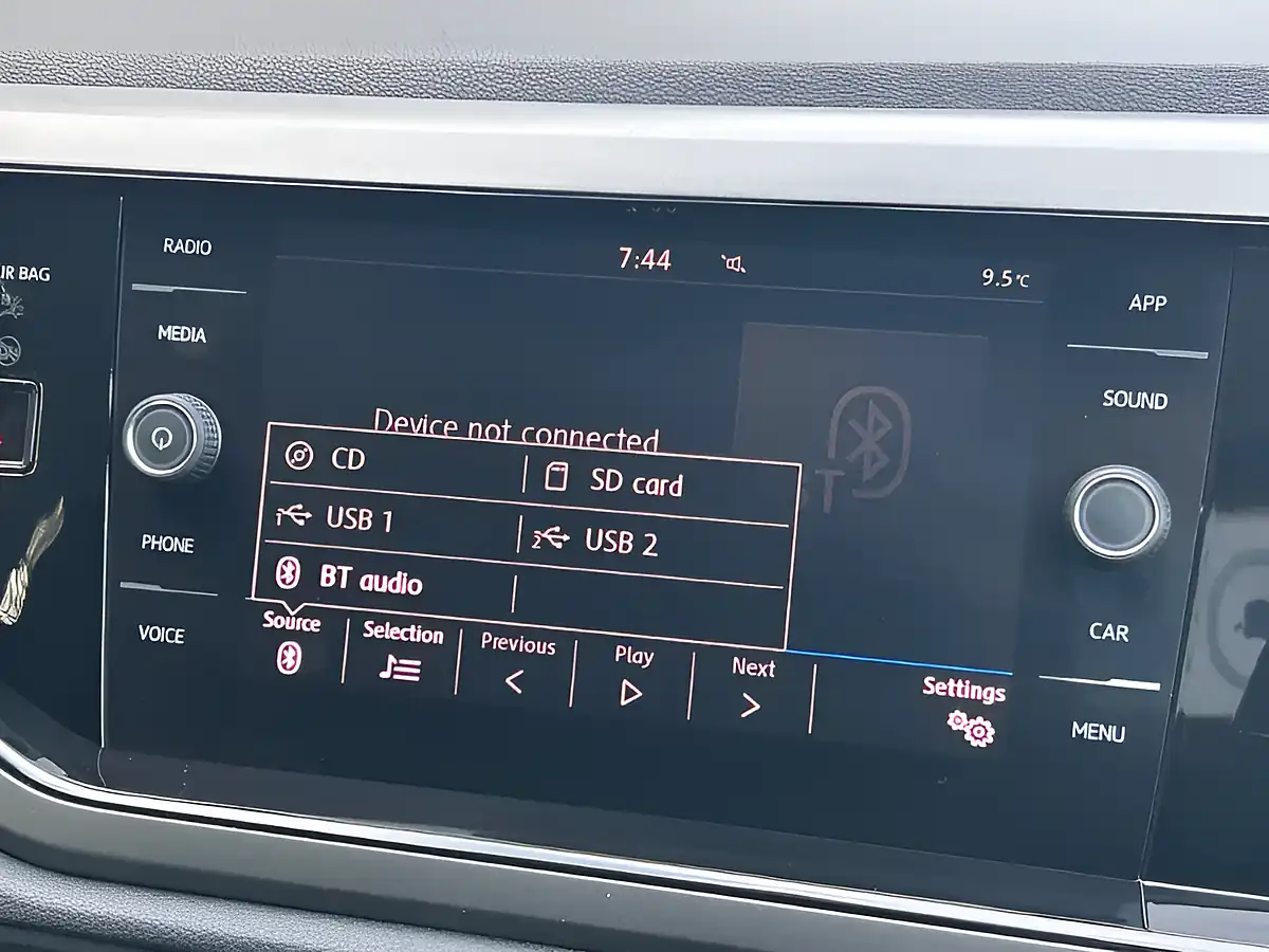 Used 2018 Volkswagen Polo Se Grey - Interior and Exterior details 18
