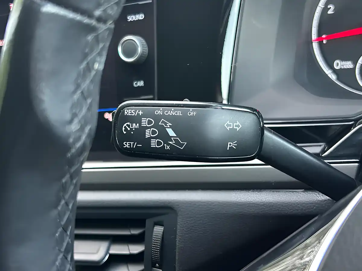 Used 2018 Volkswagen Polo Se Grey - Interior and Exterior details 19
