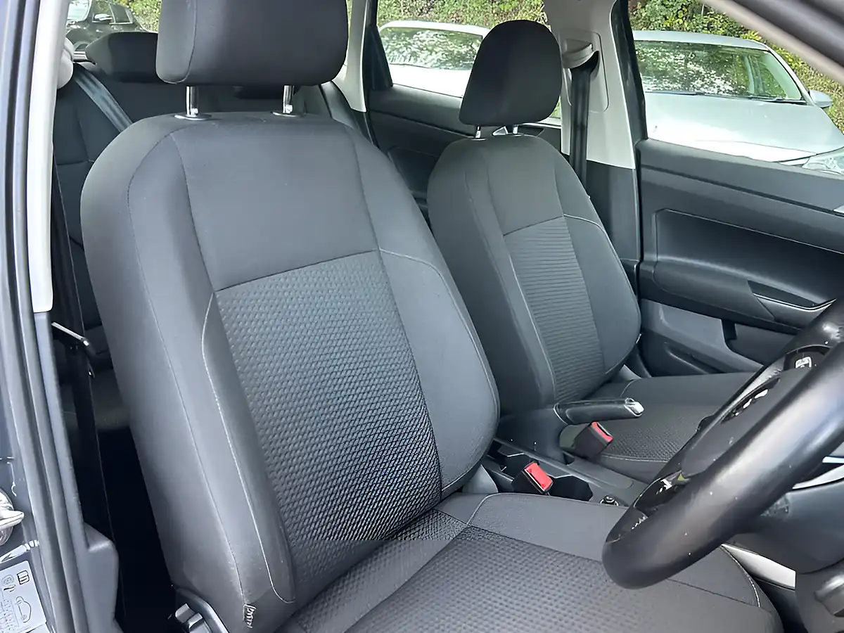 Used 2018 Volkswagen Polo Se Grey - Interior and Exterior details 4