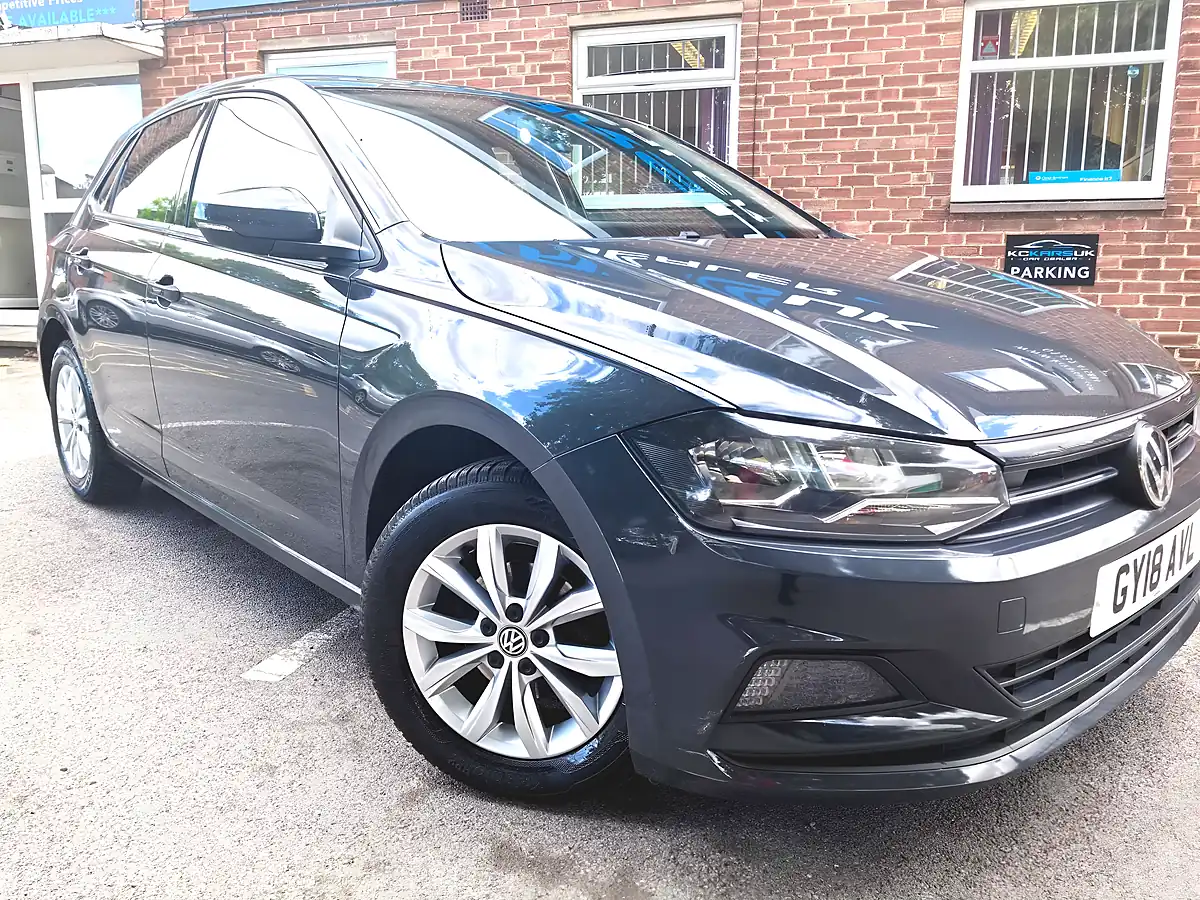 Used 2018 Volkswagen Polo Se Grey - Interior and Exterior details 16