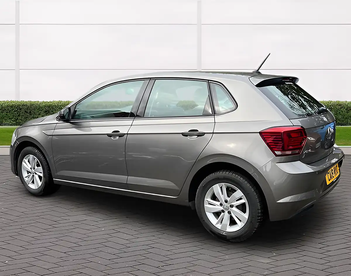 Used 2018 Volkswagen Polo Se - Interior and Exterior details 5