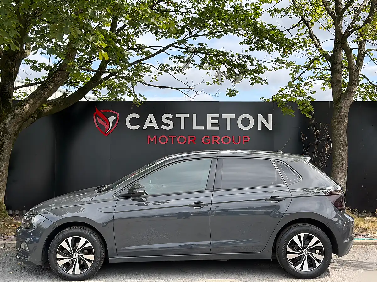 Used 2018 Volkswagen Polo Se - Interior and Exterior details 5