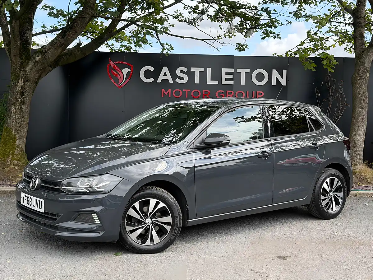 Used 2018 Volkswagen Polo Se - Interior and Exterior details 6