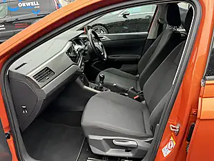 Used 2018 Volkswagen Polo Se Orange - Interior and Exterior details 17
