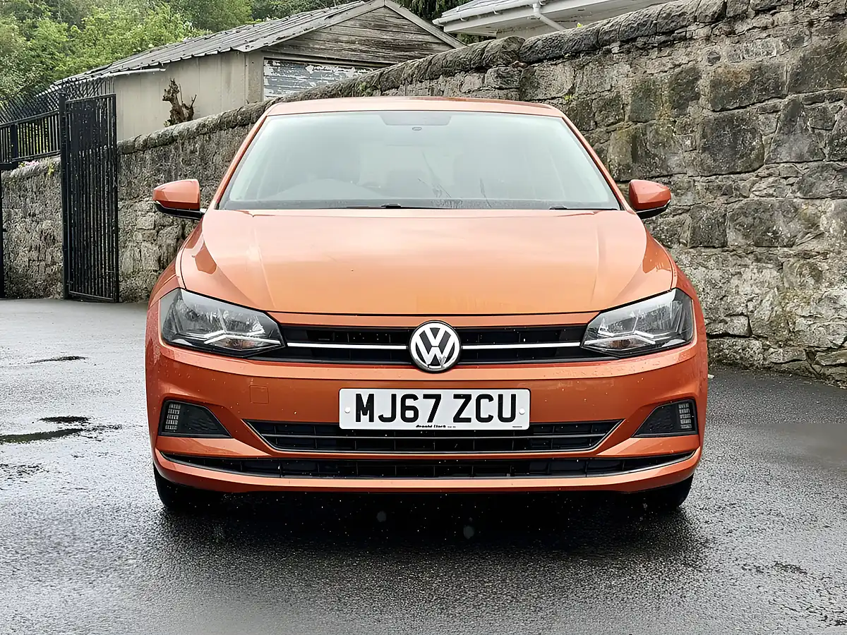 Used 2018 Volkswagen Polo Se Orange - Interior and Exterior details 2