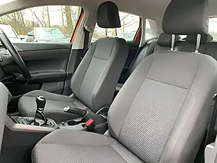 Used 2018 Volkswagen Polo Se Orange - Interior and Exterior details 16