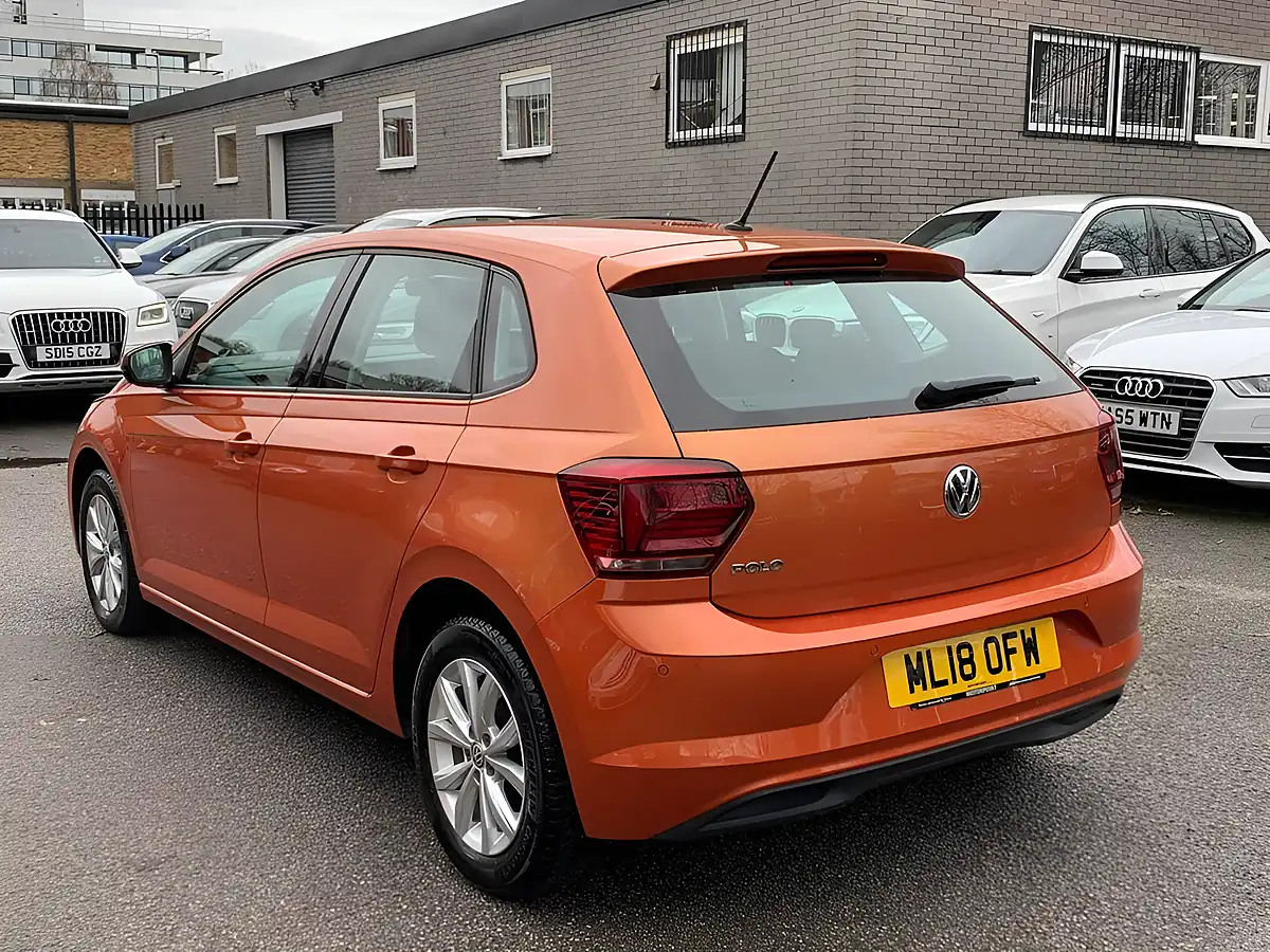 Used 2018 Volkswagen Polo Se Orange - Interior and Exterior details 4
