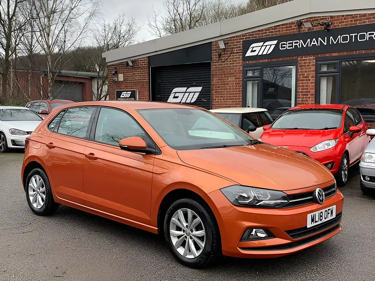 Used 2018 Volkswagen Polo Se Orange - Interior and Exterior details 5