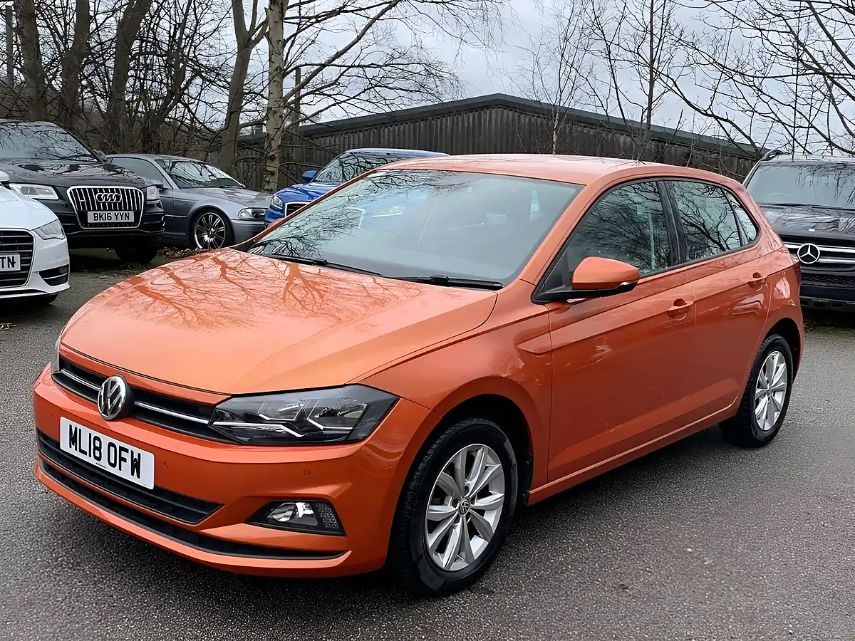 Used 2018 Volkswagen Polo Se Orange - Interior and Exterior details 9