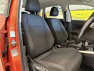 Used 2018 Volkswagen Polo Se Orange - Interior and Exterior details 11