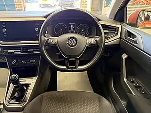 Used 2018 Volkswagen Polo Se Orange - Interior and Exterior details 13