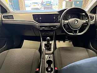 Used 2018 Volkswagen Polo Se Orange - Interior and Exterior details 14