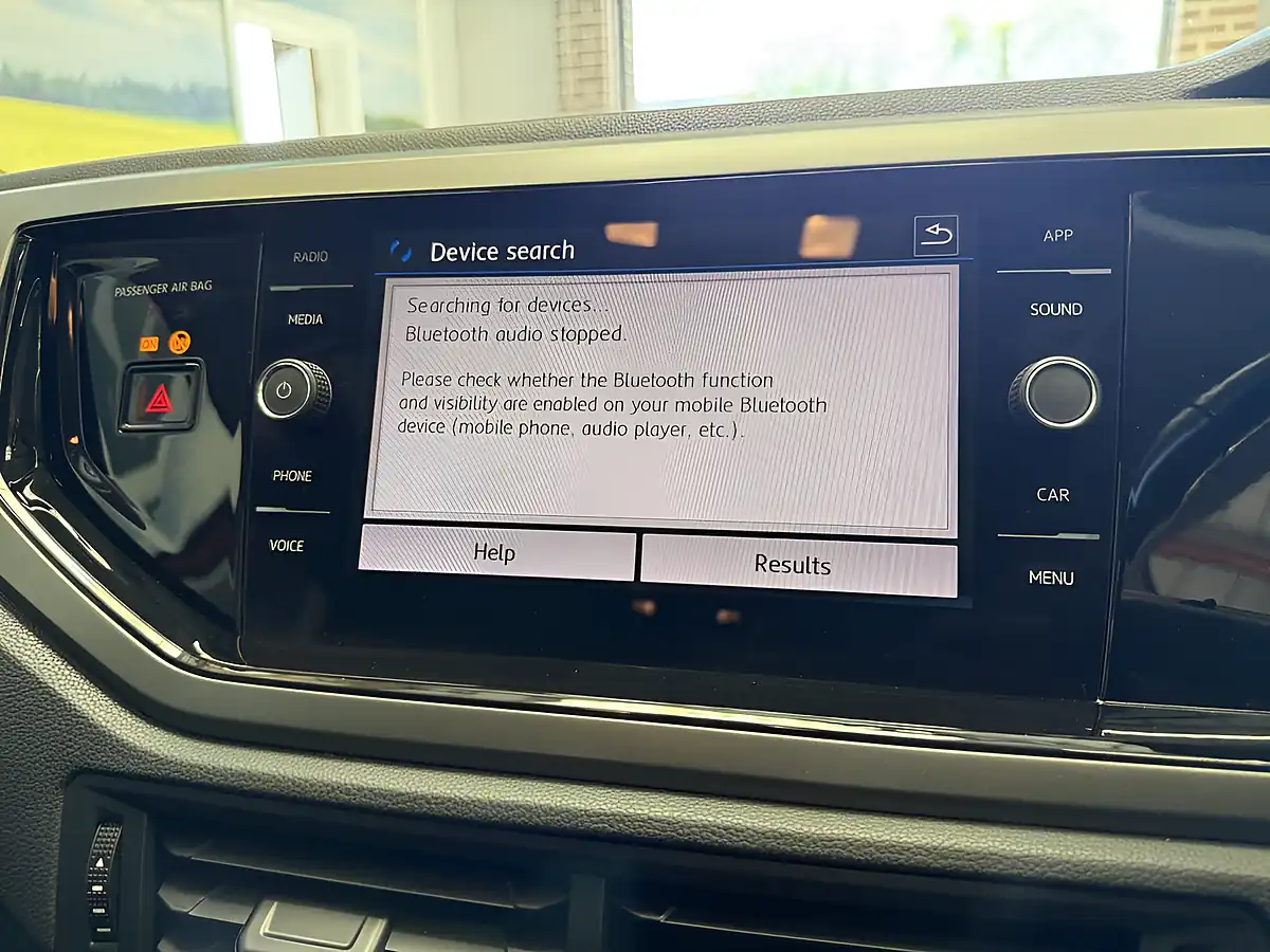 Used 2018 Volkswagen Polo Se Orange - Interior and Exterior details 19