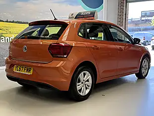 Used 2018 Volkswagen Polo Se Orange - Interior and Exterior details 7