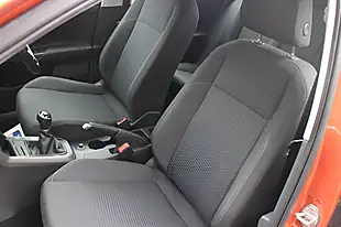 Used 2018 Volkswagen Polo Se Orange - Interior and Exterior details 11