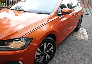 Used 2018 Volkswagen Polo Se Orange - Interior and Exterior details 16