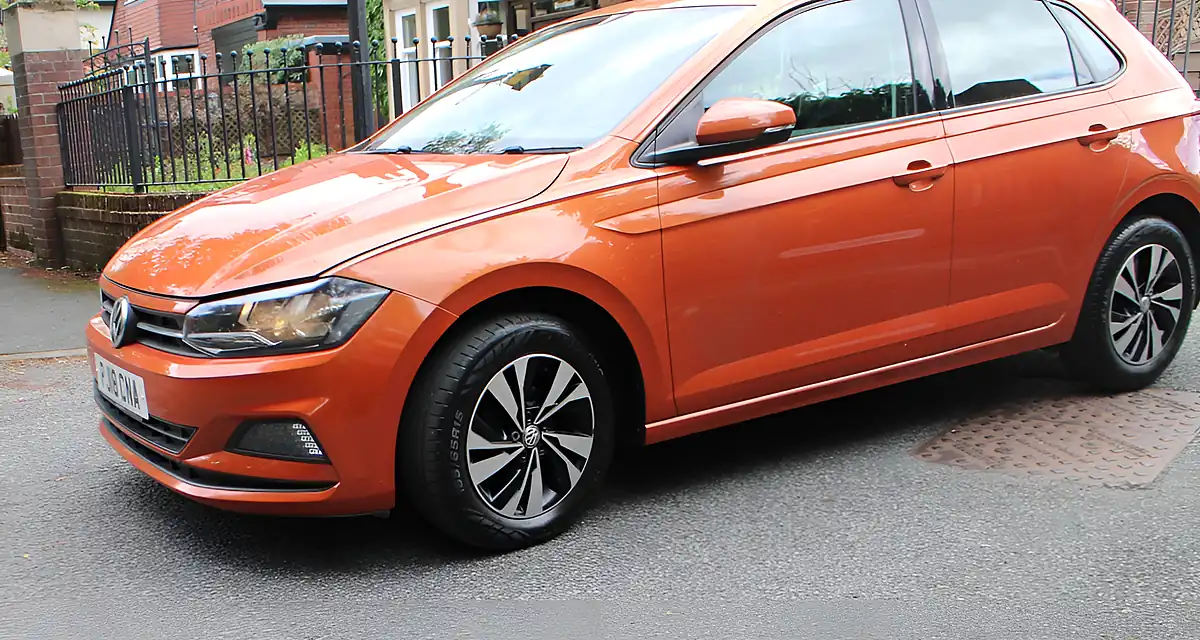 Used 2018 Volkswagen Polo Se Orange - Interior and Exterior details 3